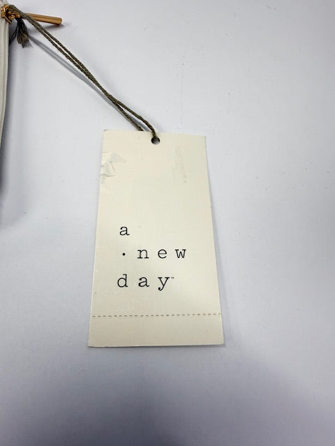 A-New-Day Beaded Zipper Coin Purse-Tomato